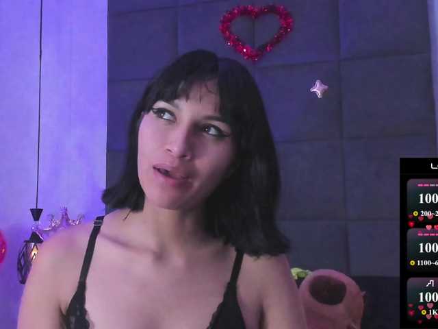 ChloeMontes live cam on BongaCams