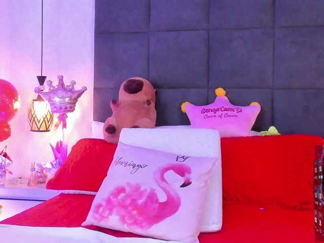 ChloeMontes's BongaCams show and profile