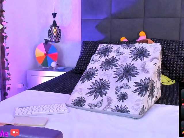 ChloeMontes live cam on BongaCams