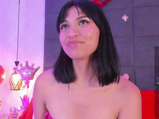 ChloeMontes's BongaCams show and profile