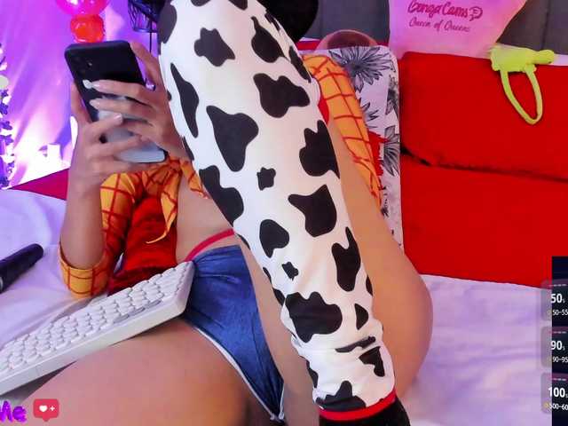 ChloeMontes live cam on BongaCams
