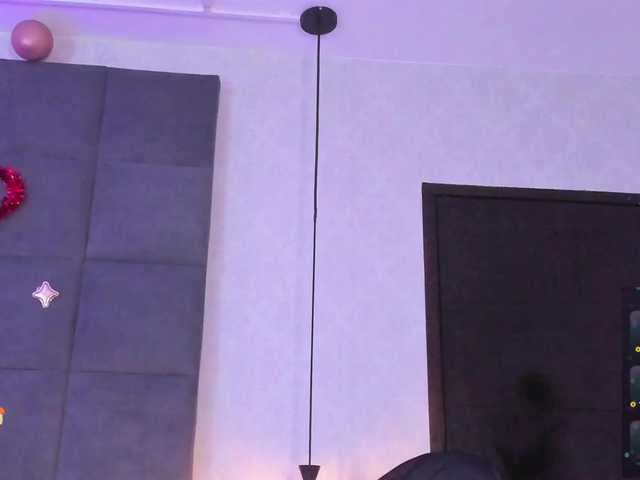 ChloeMontes's BongaCams show and profile