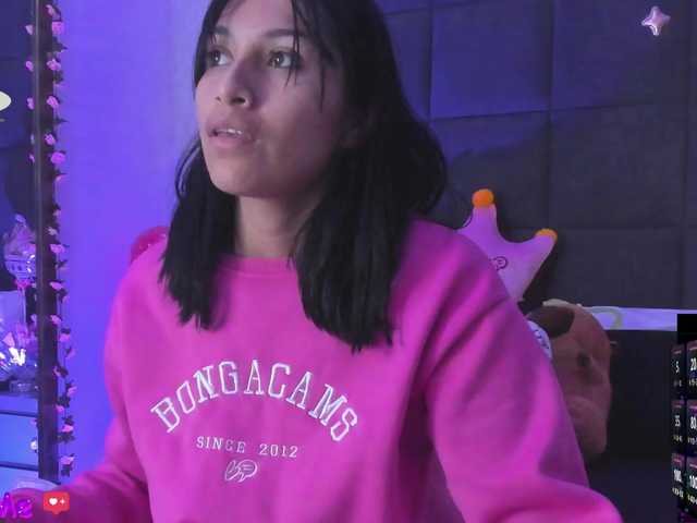 ChloeMontes live cam on BongaCams