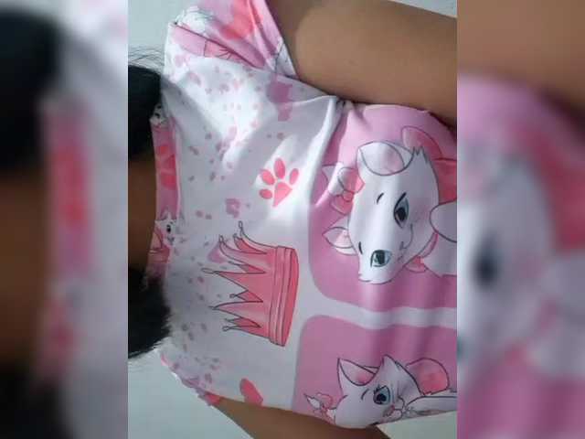 ChloeMontes's BongaCams show and profile