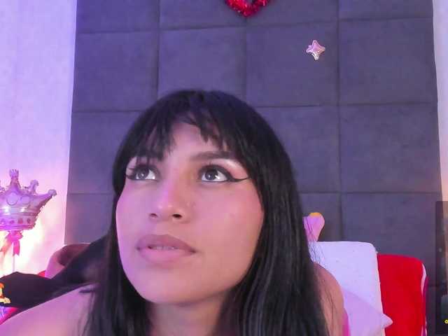 ChloeMontes's BongaCams show and profile