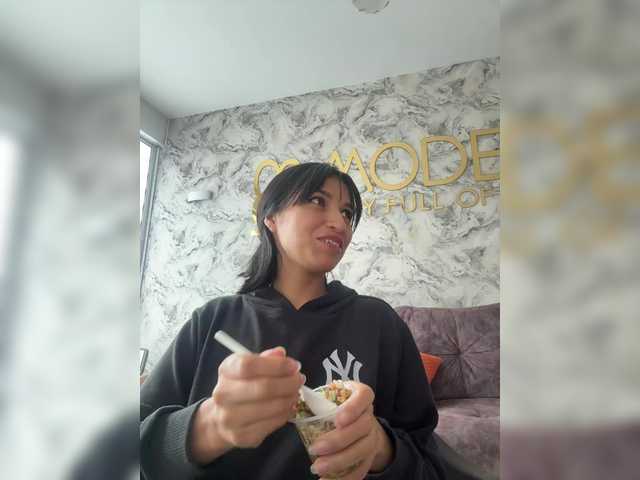 ChloeMontes live cam on BongaCams