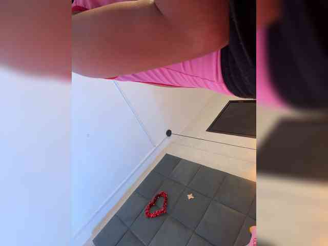 ChloeMontes webcam