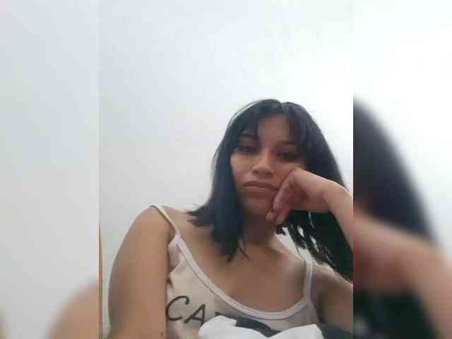 ChloeMontes webcam