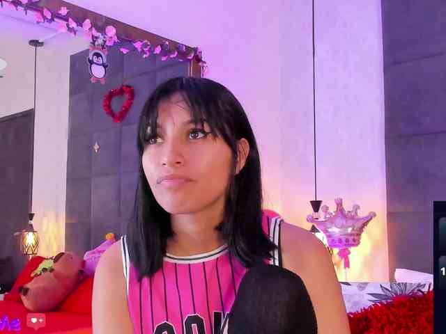 ChloeMontes webcam