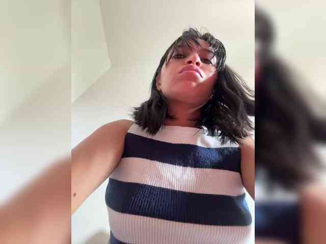 ChloeMontes webcam