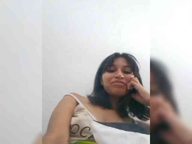 ChloeMontes webcam