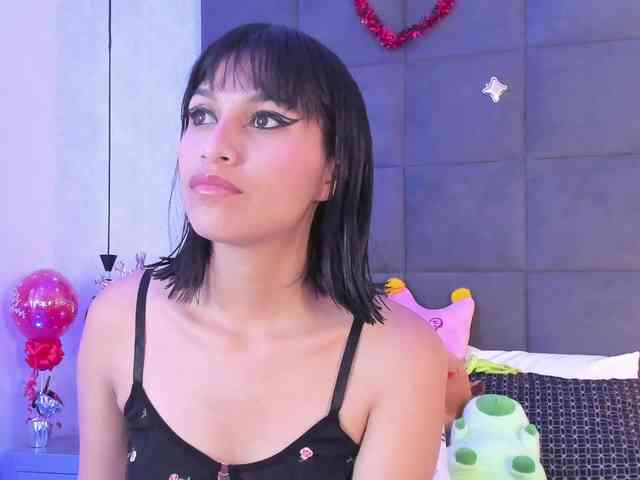 ChloeMontes webcam