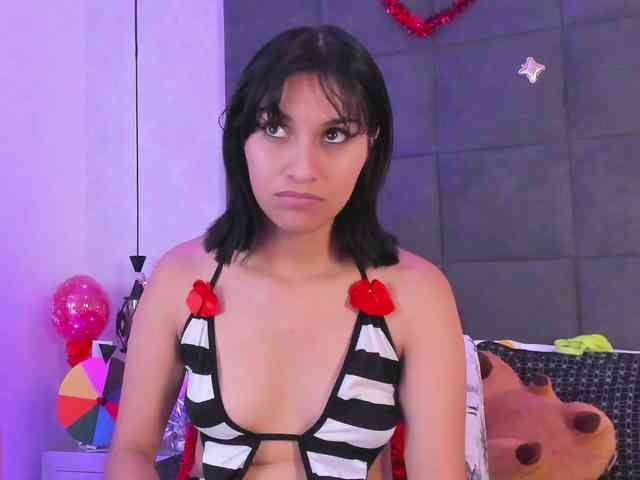 ChloeMontes webcam