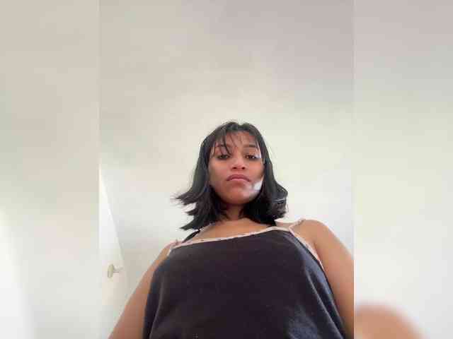 ChloeMontes webcam