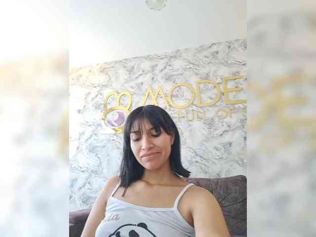 ChloeMontes webcam