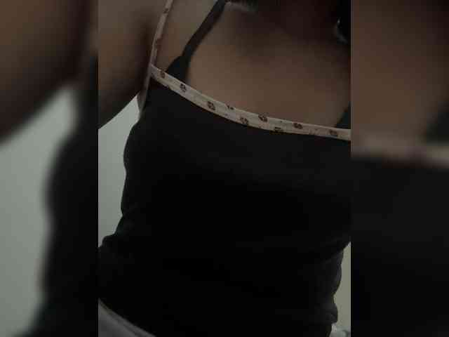 ChloeMontes webcam