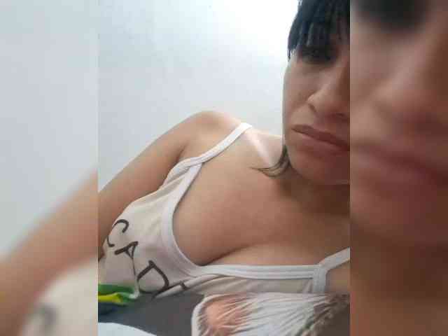 ChloeMontes webcam