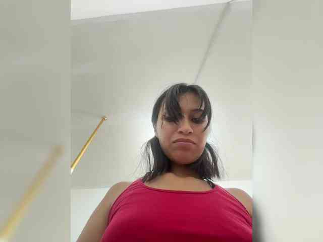 ChloeMontes webcam