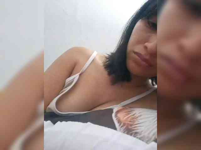 ChloeMontes webcam