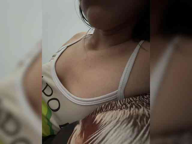 ChloeMontes webcam