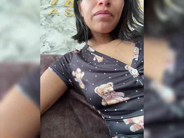 ChloeMontes webcam