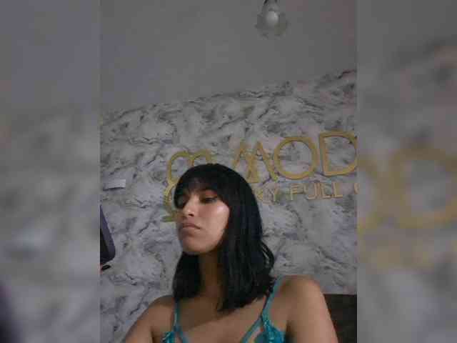 ChloeMontes webcam