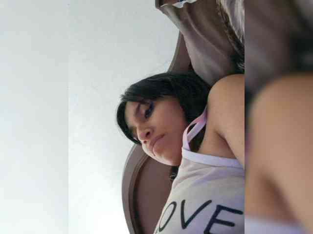 ChloeMontes webcam