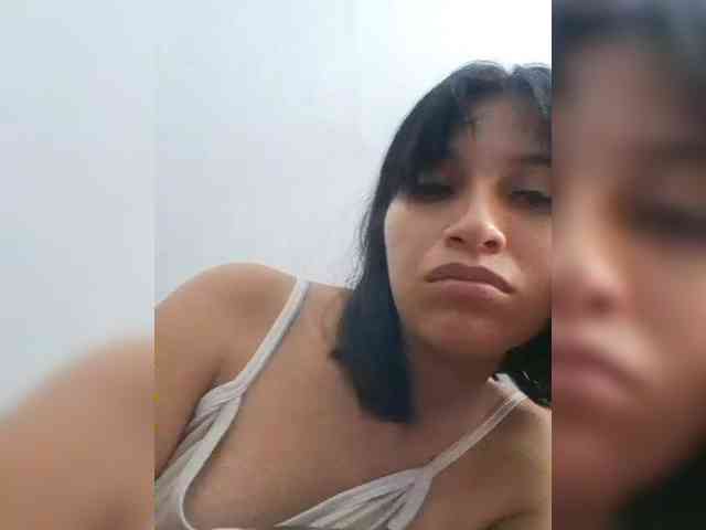 ChloeMontes webcam