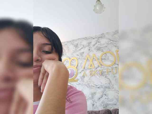 ChloeMontes webcam