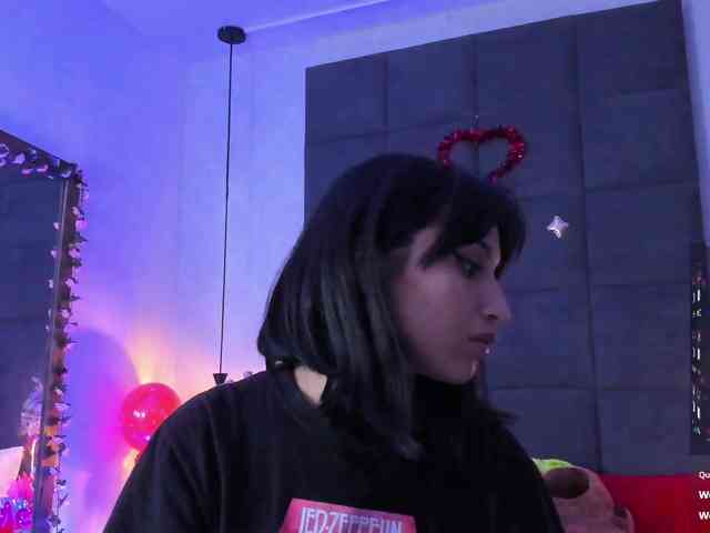 ChloeMontes webcam