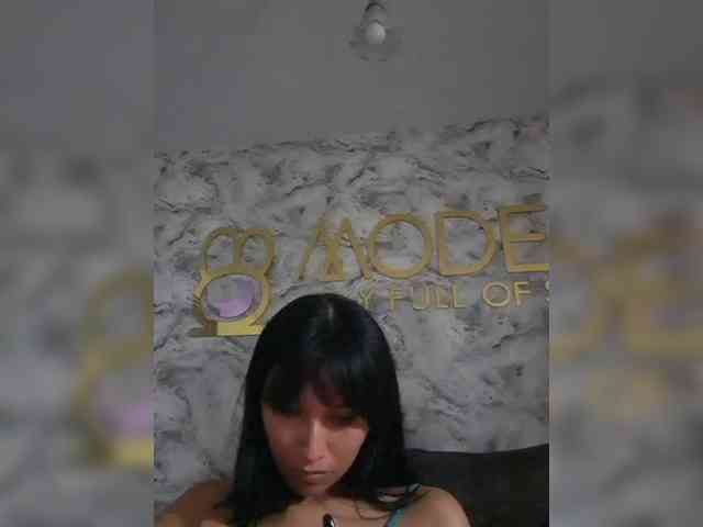 Modèle: ChloeMontes