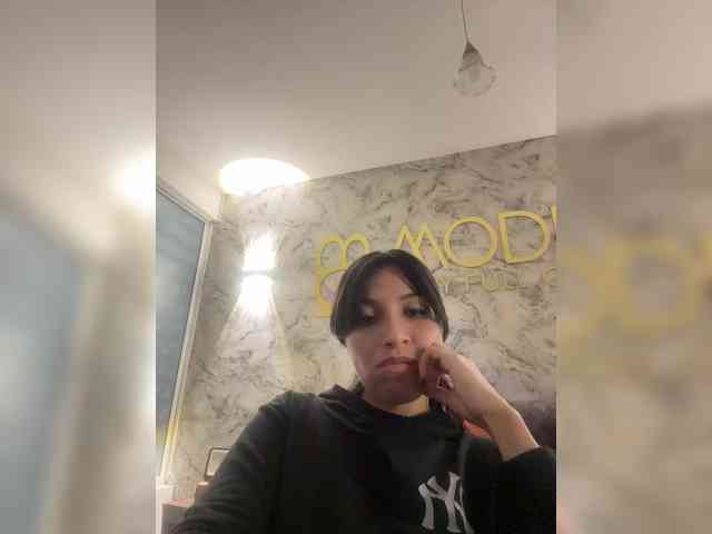 ChloeMontes webcam