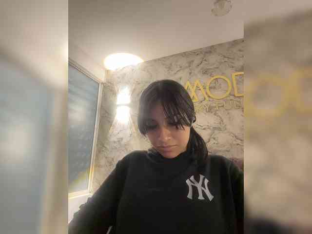 ChloeMontes webcam