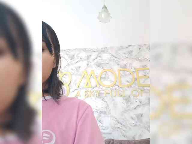 ChloeMontes webcam