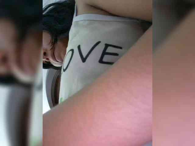 ChloeMontes webcam