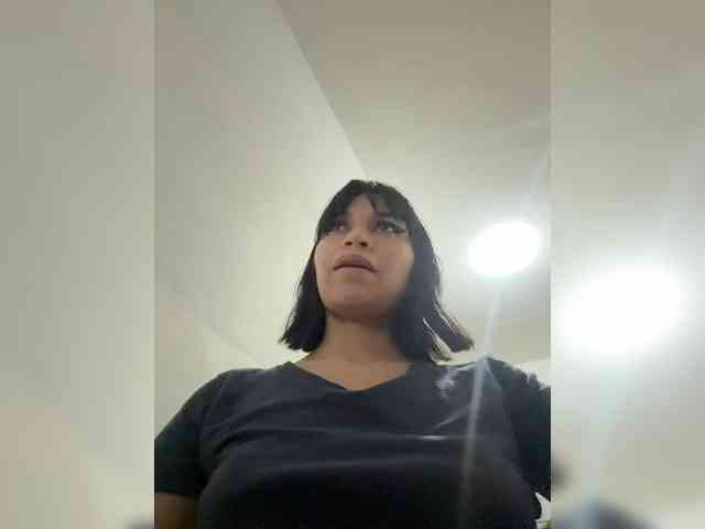 ChloeMontes webcam