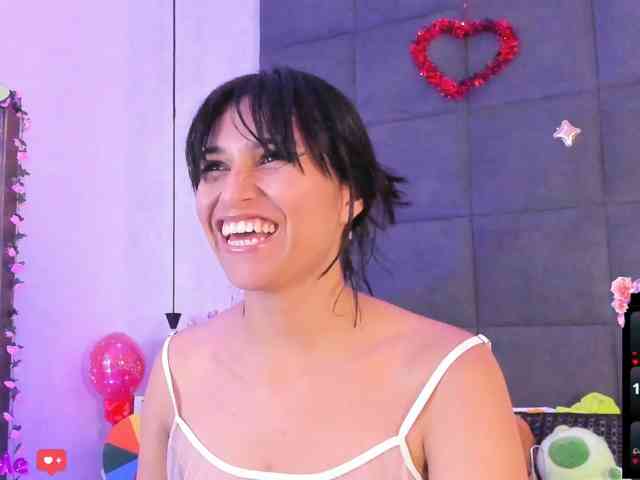 ChloeMontes webcam