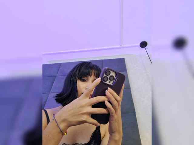 ChloeMontes webcam