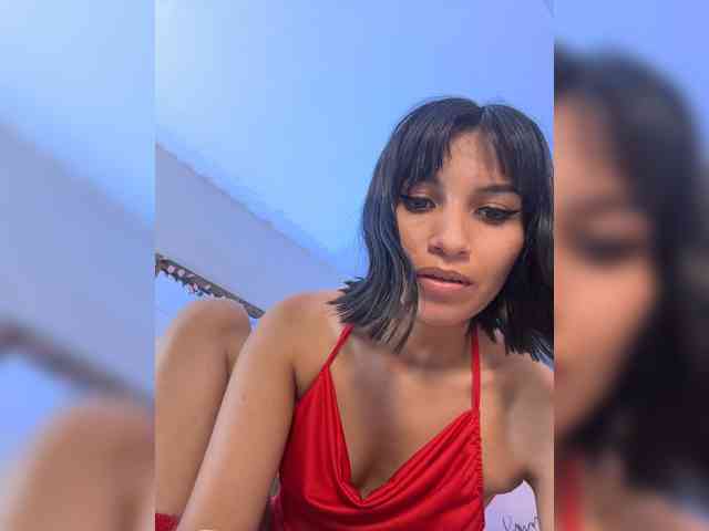 chloemontes's live room