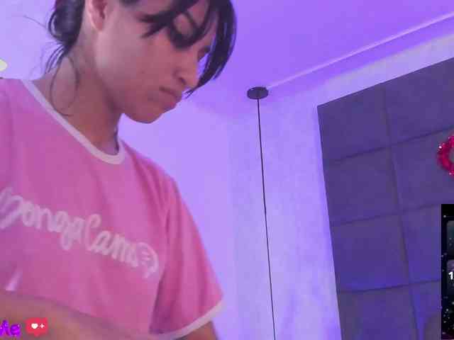 ChloeMontes webcam