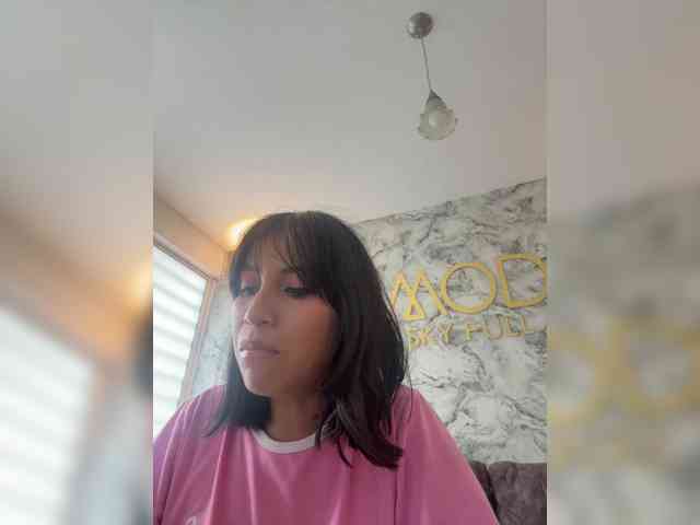 ChloeMontes webcam