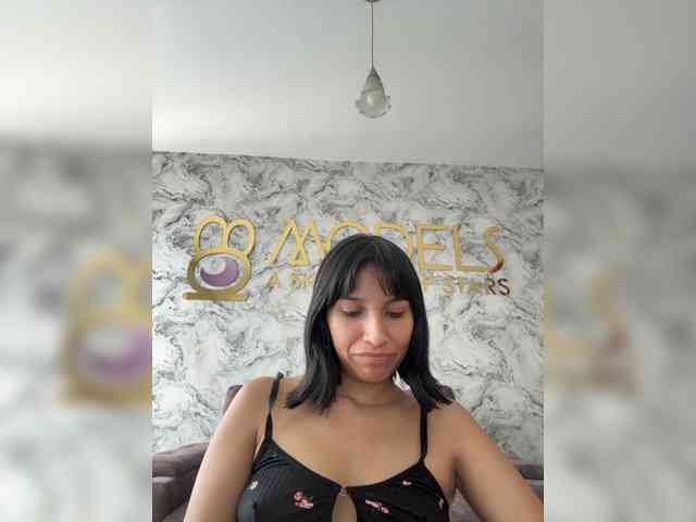 ChloeMontes webcam