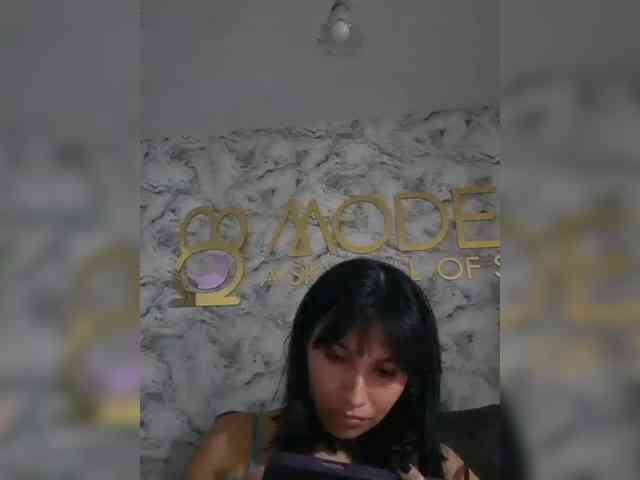 ChloeMontes webcam