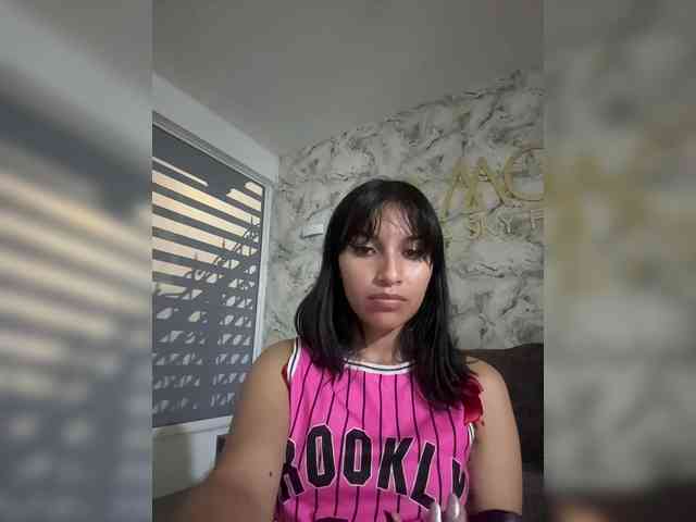 ChloeMontes webcam