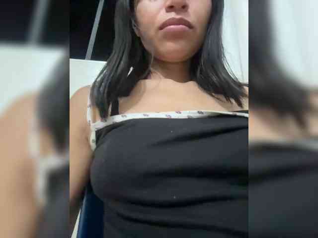 ChloeMontes webcam