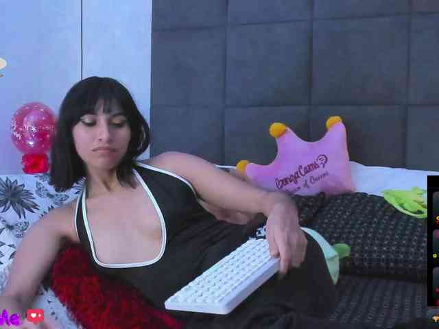 ChloeMontes webcam