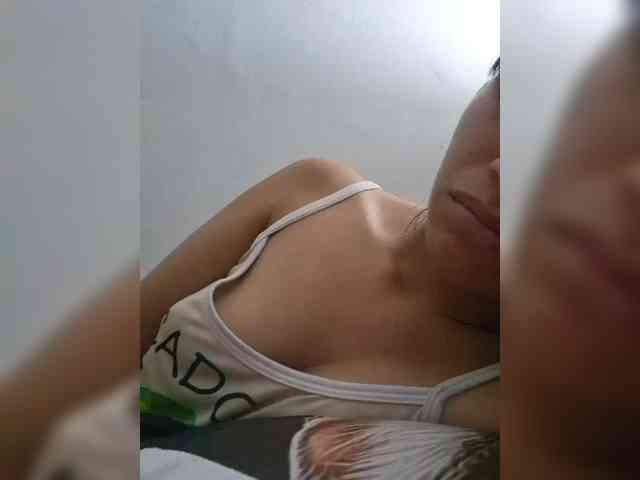 ChloeMontes webcam