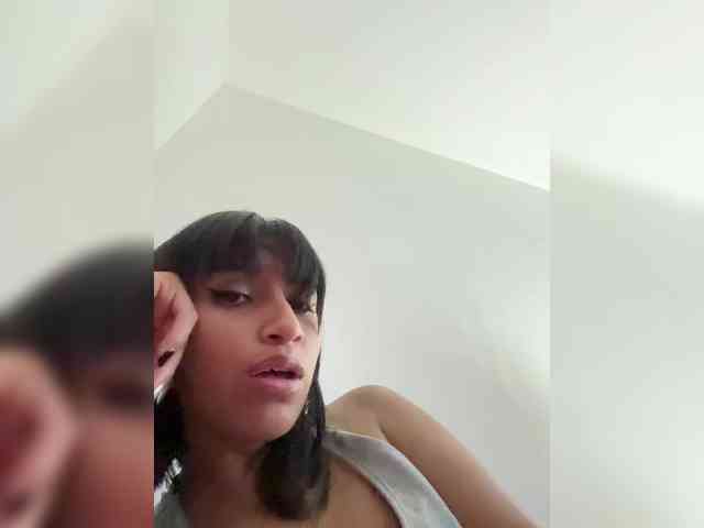 ChloeMontes webcam