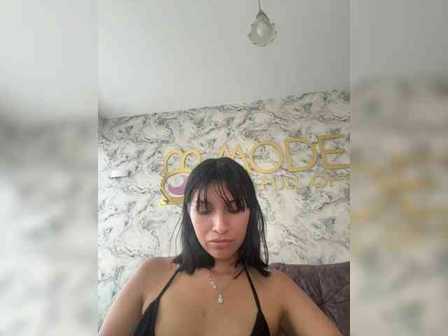 ChloeMontes webcam