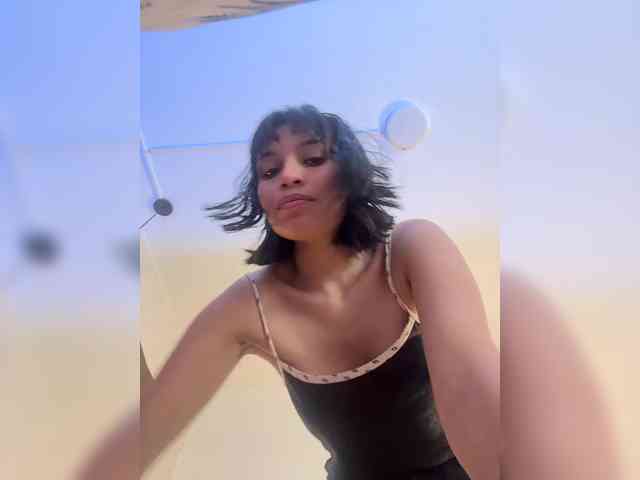 ChloeMontes webcam